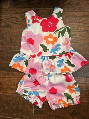SHEIN White Multi Floral Peplum Tank & Ruffle Shorts Set